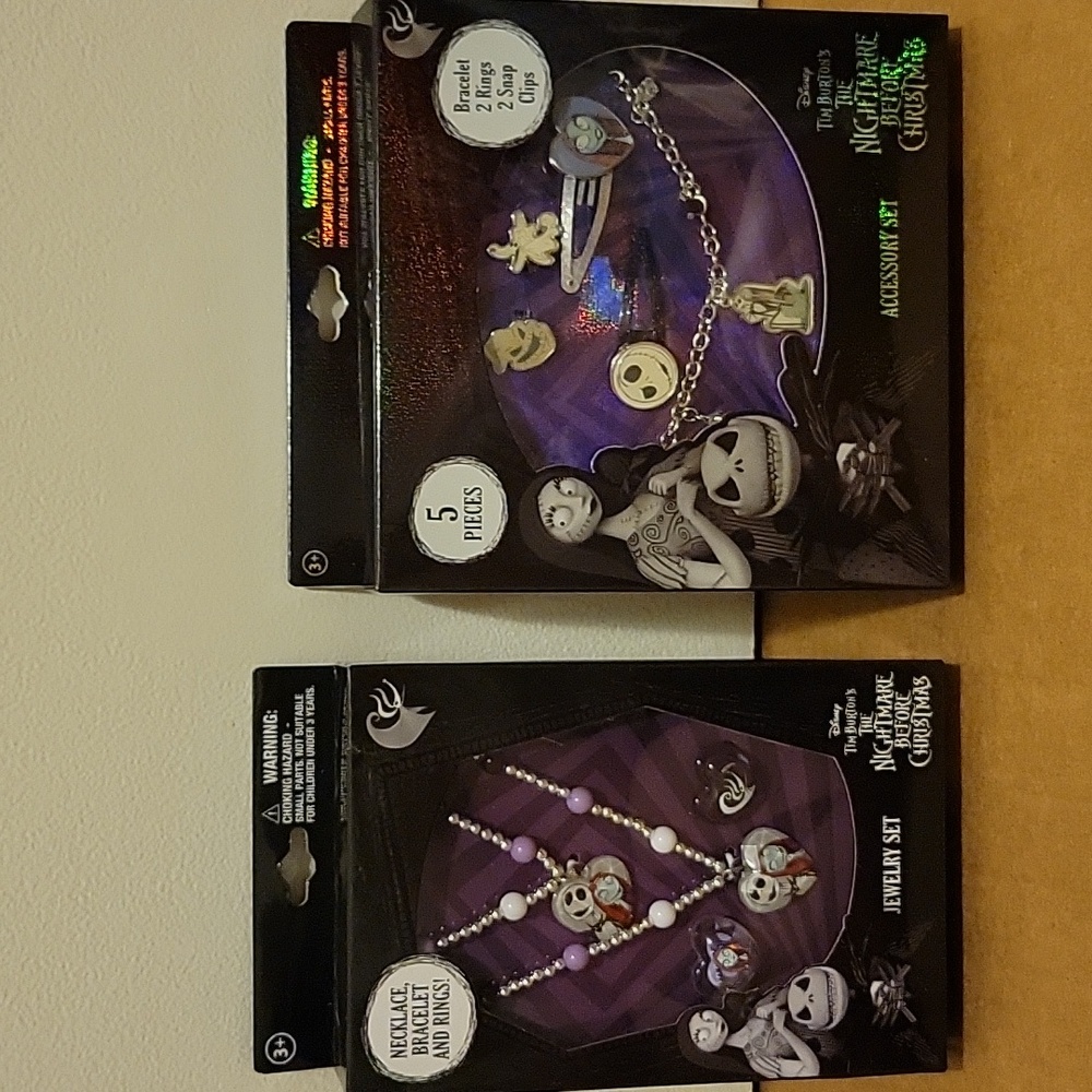 NWT: Disney Tim Burton's The Nightmare Before Christmas Jewelry & Accessory Sets